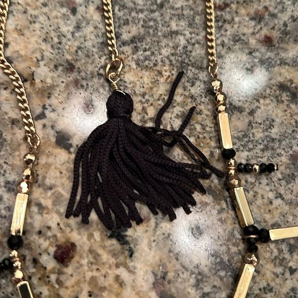 NWT Express Elegant Black and Gold Necklace with Lariat detail - Picture 9 of 11